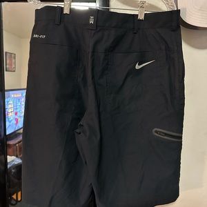 Nike TW (Tiger Woods) Practice Golf Shorts